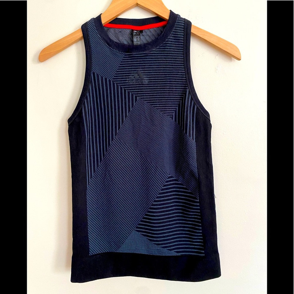 Women’s Adidas racer back activewear tank. Size S.